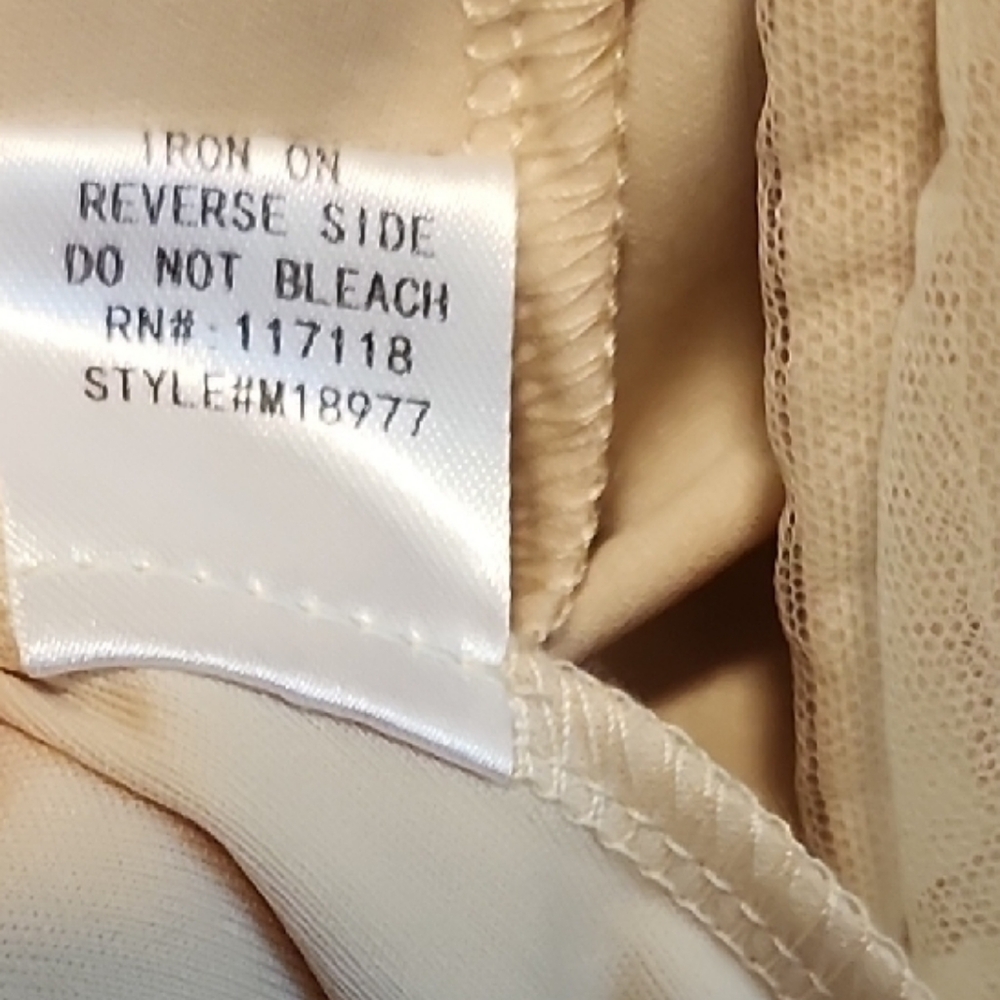 Soieblue Nova Cream Fairy Princess Maxi Dress Gold Sparkle Star Details Large - Picture 11 of 11
